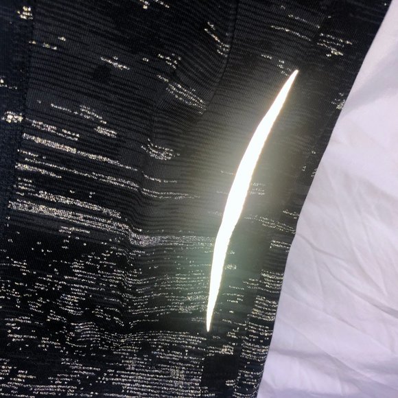 North Face Active Leggings with Drawstring - Picture 4 of 5